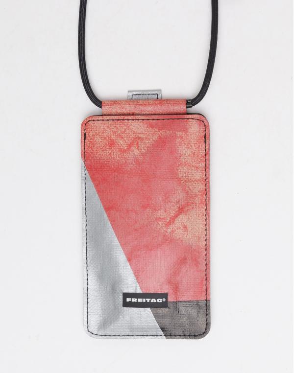 FREITAG F337 Robin