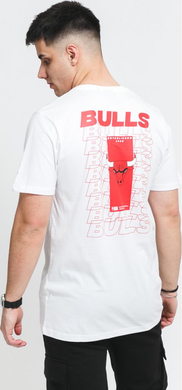 New Era NBA Repeat Back ogo Tee Chicago Bulls bílé