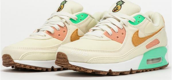 Nike W Air Max 90 LX coconut milk / metallic gold