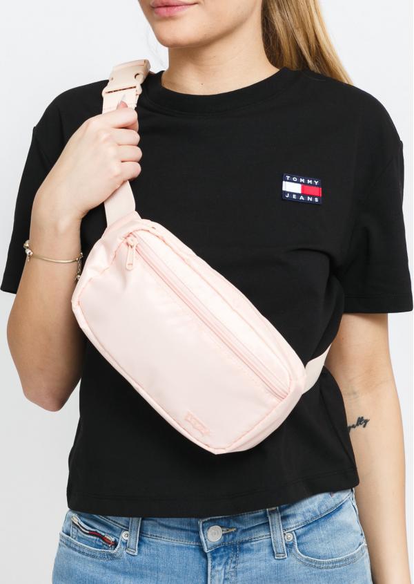 Levi's ® Women's Medium Banana Sling světle růžová