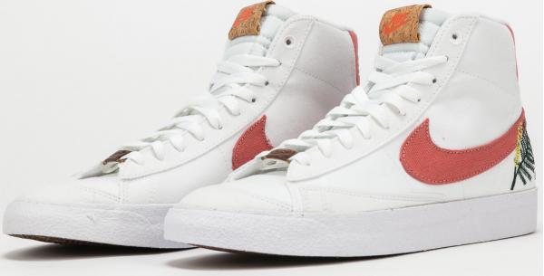 Nike W Blazer Mid '77 SE white / light sienna - white