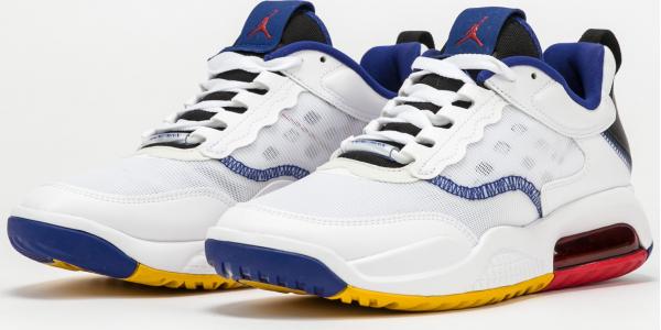 Jordan Max 200 (GS) white / dark sulfur - black