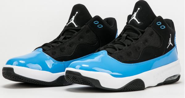 Jordan Max Aura 2 black / white - university blue