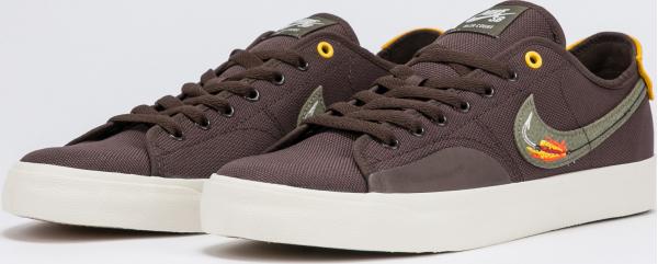 Nike SB Blazer Court DVDL baroque brown / medium olive