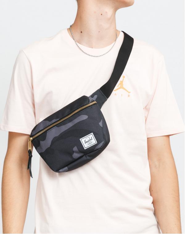 Herschel Supply CO. Fifteen Hip Pack camo tmavě šedá / černá