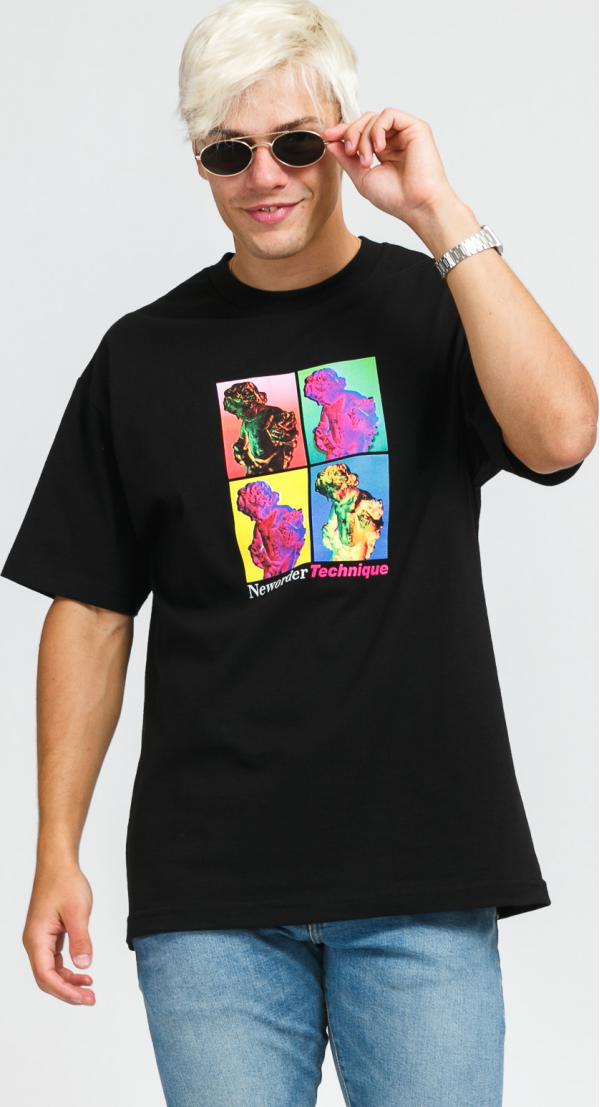PLEASURES Technique Tee černé