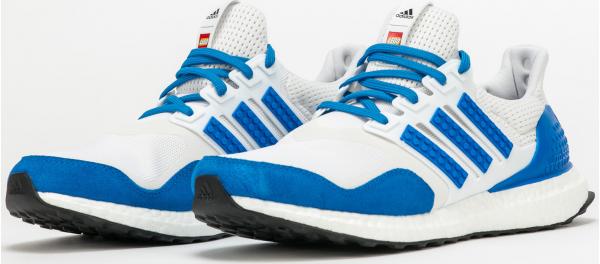 adidas Originals UltraBoost DNA x Lego Color Pack ftwwht / shoblu / cblack