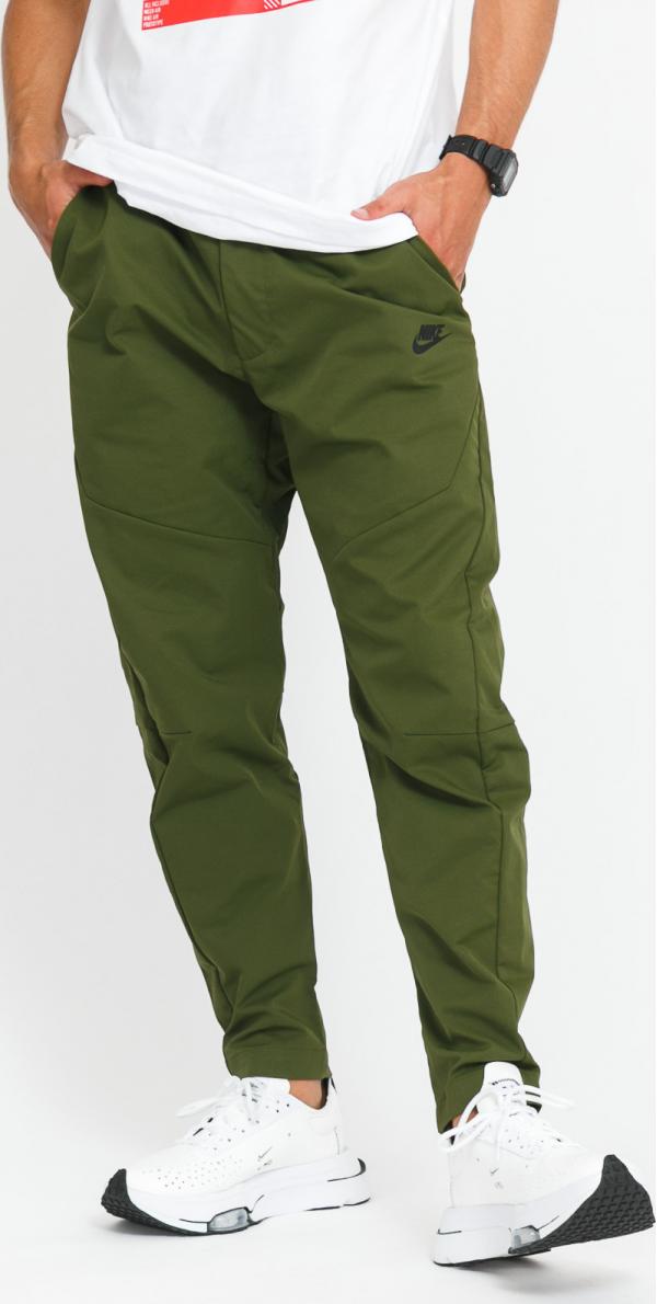 Nike NSW Tech Essentials Woven U Commuter olivové