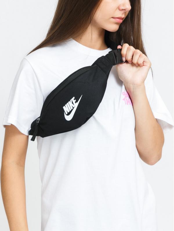 Nike NK Heritage S Waistpack černá