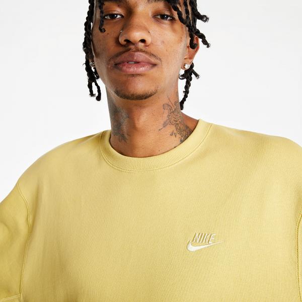 Nike Sportswear Men's Classic Fleece Crew Saturn Gold/ Lemon Drop