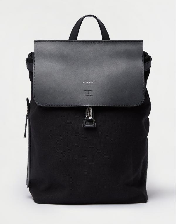 Sandqvist Alva Metal Hook Black with Black Leather
