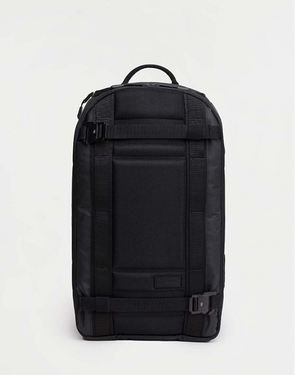 Batoh Db Ramverk Backpack 21L Black Out 21 l