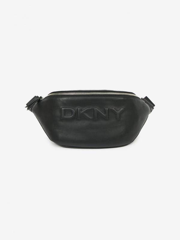 Tilly Ledvinka DKNY