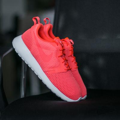 Nike Roshe One Hyp BR Total Crimson/ Total Crimson- White