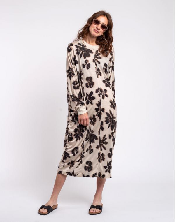 Ninety Percent Amari Blurred Floral Batwing Midi Dress FLOWER PRINT BEIGE WITH BLACK XS