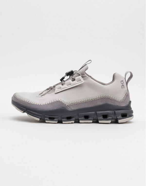 On Cloudaway Pearl/Fog 42