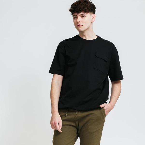Tričko s krátkým rukávem Urban Classics Heavy Boxy Tactics Tee Black