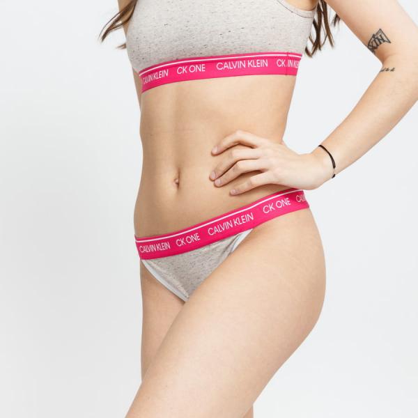 Kalhotky Calvin Klein CK ONE Brazilian melange světle béžové