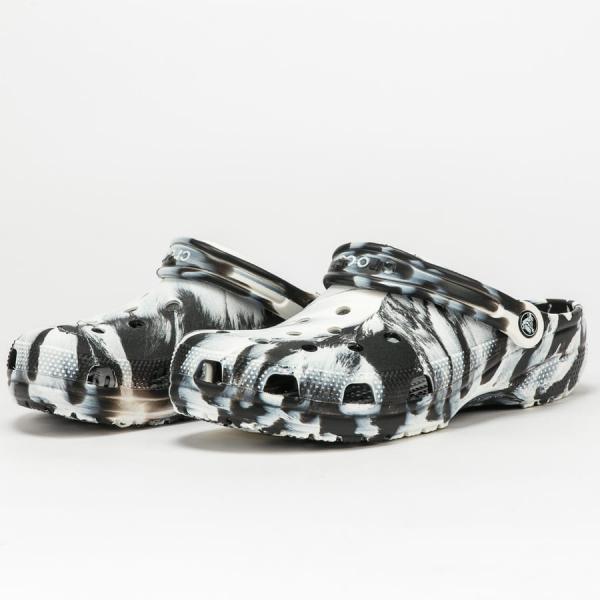 Tenisky Crocs Classic Marbled Clog White/ Black EUR 43-44