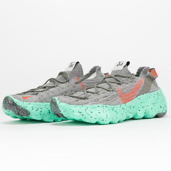 Nike Space Hippie 04 dark stucco / team orange
