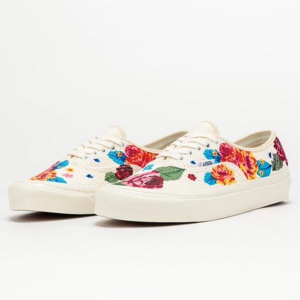 Vans Authentic 44 DX (anaheim factory) needlepoint / flower