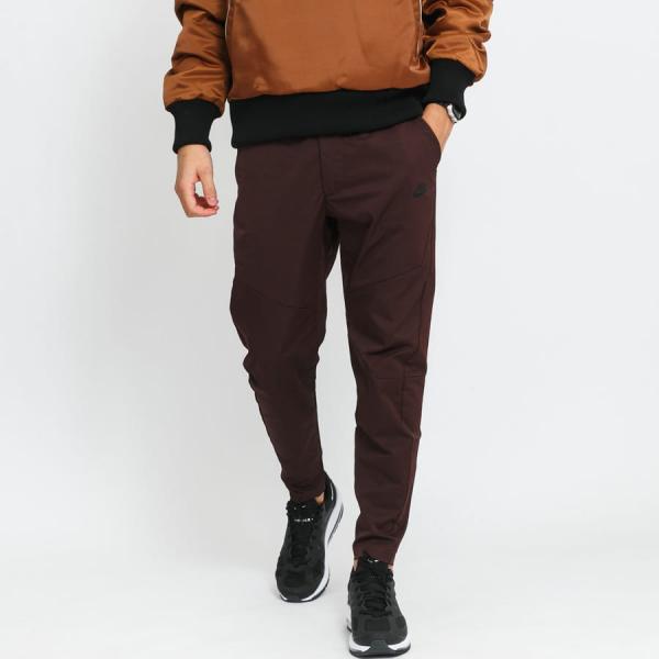 Kalhoty Nike M NSW Tech Essentials Woven UL Commuter Brown