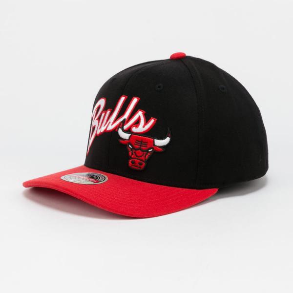 Snapback Mitchell & Ness NBA Arched Script 2 Tone Snapback Bulls černá / červená