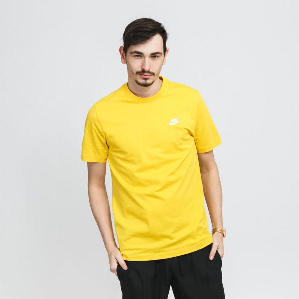 Tričko s krátkým rukávem Nike M NSW Club Tee žluté