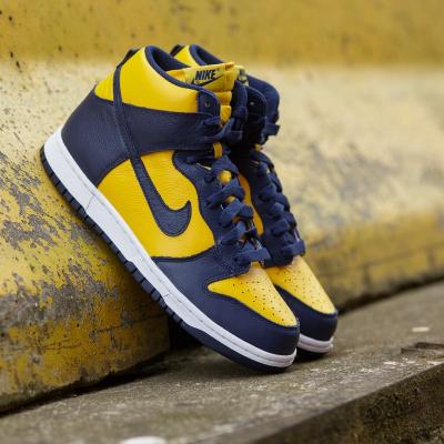 Nike WMNS Dunk Retro QS Varsity Maize/ Midnight Navy