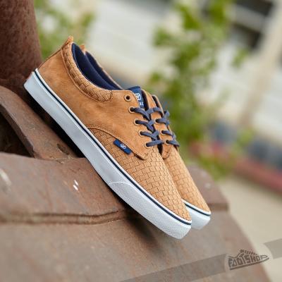 Radii The Jax Bucksin Navy Woven Suede