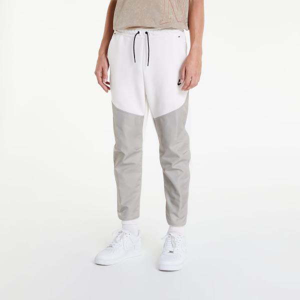 Nike Sportswear Tech Fleece Pants White