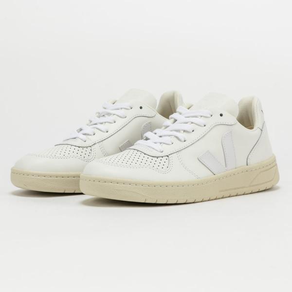 Veja V-10 Leather extra - white