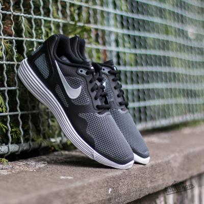 Nike Lunar Flow SE Black/ White-Dark Grey