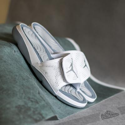Jordan Hydro 5 White/ Metallic Silver-Cool Grey