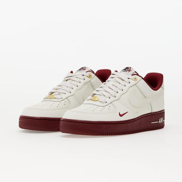 Tenisky Nike W Air Force 1 '07 SE Sail/ Team Red-Metallic Gold-Black EUR 35.5