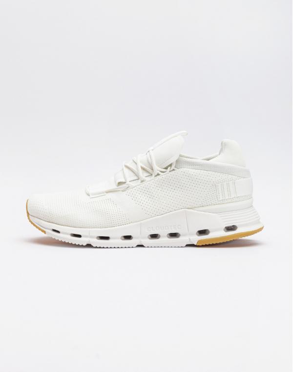 On Cloudnova Undyed 44