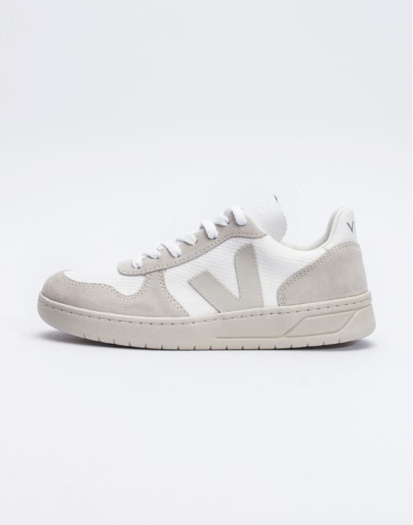 Veja V-10 White Natural Pierre 36