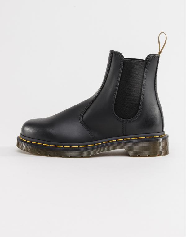 Dr. Martens Vegan 2976 Black Felix Rub Off 42