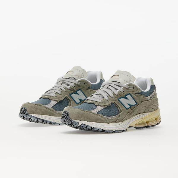 New Balance 2002R Grey