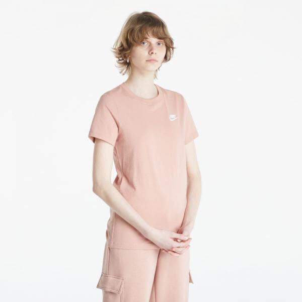 Nike Sportswear Club Tee Pink