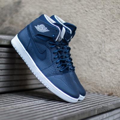 Air Jordan 1 Retro High Nouv Mid Navy/ Light Bone-White-Infrared 2