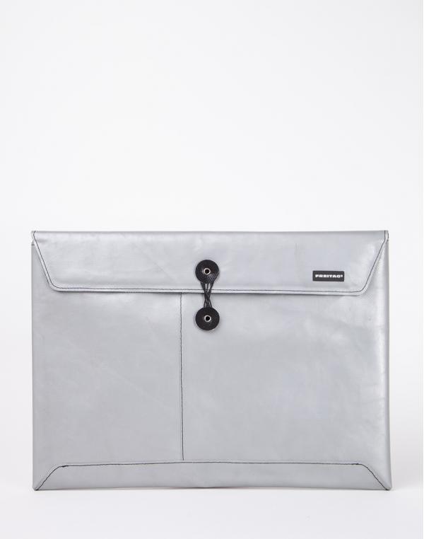 FREITAG F421 Sleeve for Laptop 15"