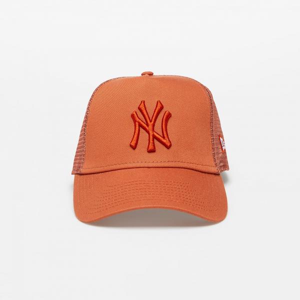 New Era New York Yankees Tonal Mesh A-Frame Trucker Cap Brown