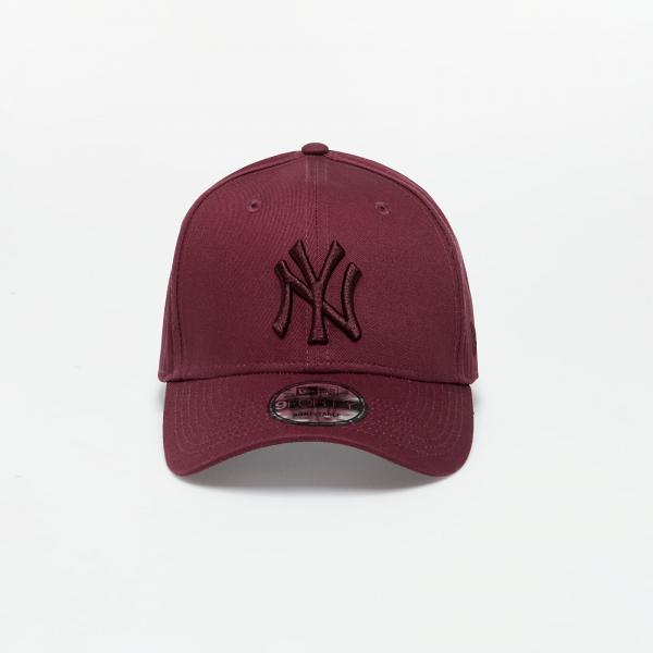 New Era 940 MLB League Essential New York Yankees Maroon