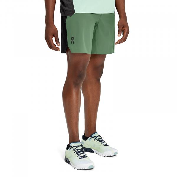On Lightweight Shorts Ivy/ black
