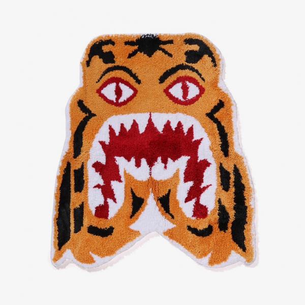 A BATHING APE Tiger Rug Orange Universal