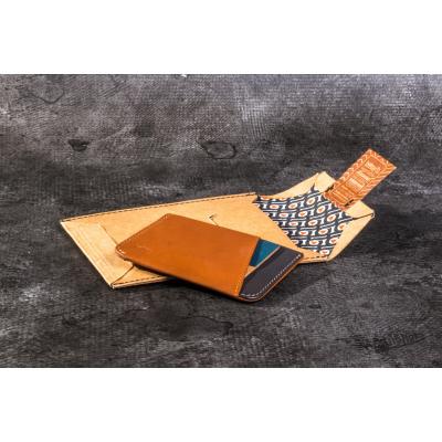 Bellroy Micro Sleeve Caramel