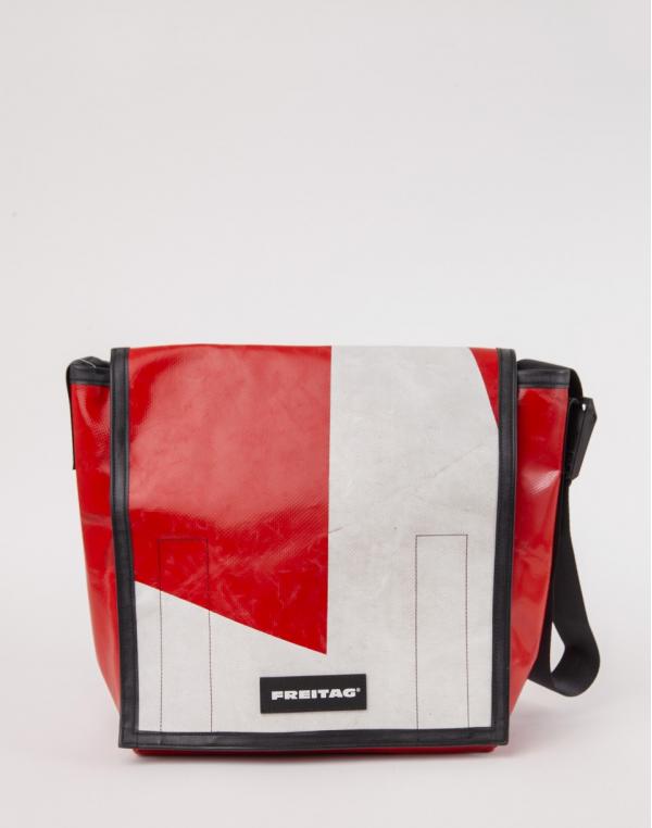 FREITAG F21 Nightclub