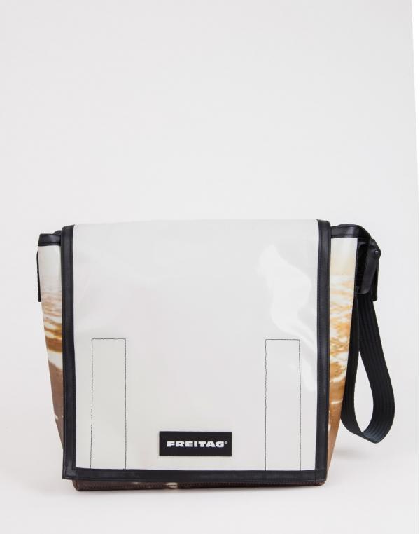 FREITAG F21 Nightclub