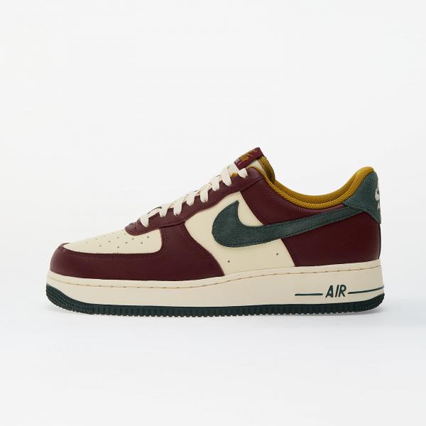 Tenisky Nike Air Force 1 07 Lv8 Coconut Milk/ Vintage Green-Dark Team Red EUR 45.5